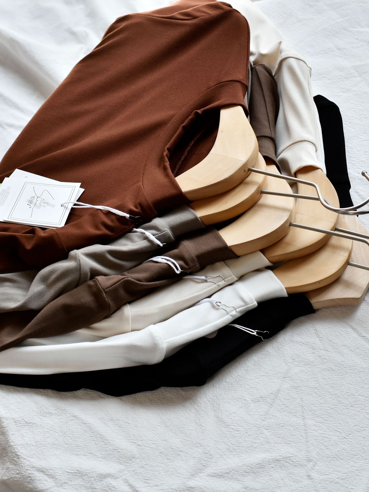 Picture of [Every Shirt with Middle Collar] Autumn Women's Clothing Boutique New Eco Silk Mid-Collar High-Count High-Density Women's Clothing Very Thick Bottoming Shirt