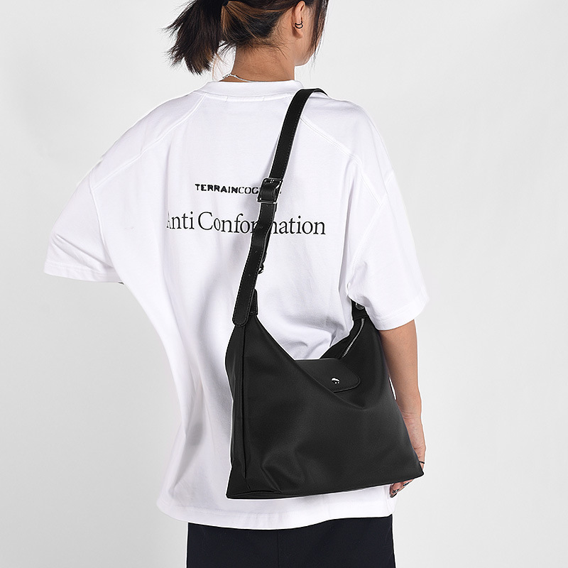 Picture of Bag Women's 2023 New Hobo Underarm Bag All-match Tote Bag Messager Bag Large Capacity Single Shoulder High-end Sense Bag for Women