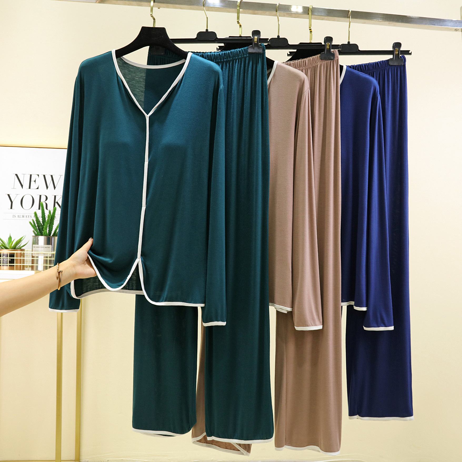 Modal pajamas women's suit long-sleeved casual thin plus size outerwear headband chest pad home wear two-piece suit