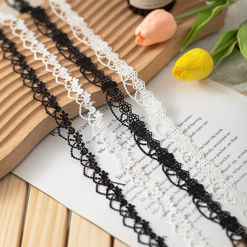 2cm wide black white fine water soluble polyester light embroidery lace Lolita clothing necklace decorative lace