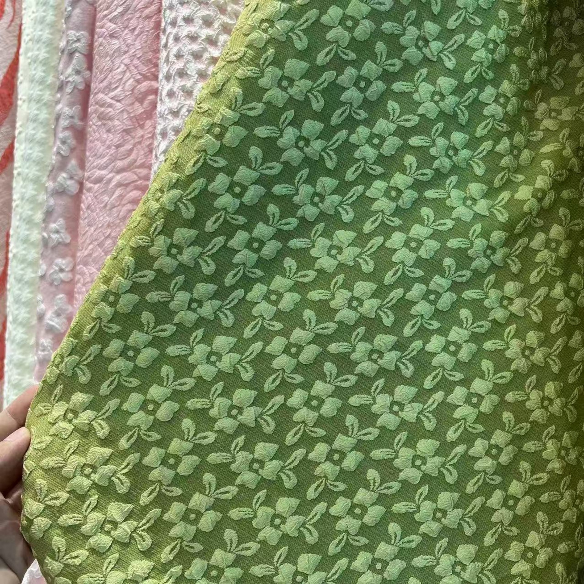 Picture of New Chinese Style Fabric Stereo Radish Flower Embossed Jacquard Fabric Spring and Summer Women's Dress Suit Fabric