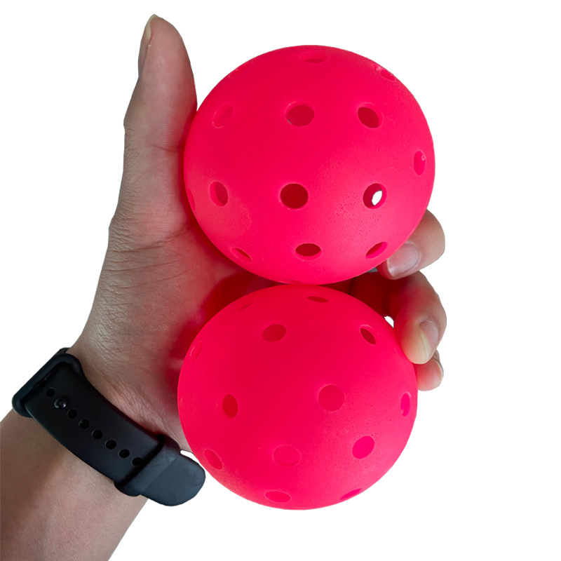 Picture of Wholesale Pickleball 40-Hole Competition Ball 26G74Mm Integrated High Elasticity and Durable Pe Frosted Rolling Plastic Pickleball