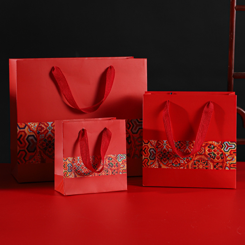 Chinese style red festive wedding tote bag gift bag wedding wedding candy bag hand gift packaging bag paper bag wholesale