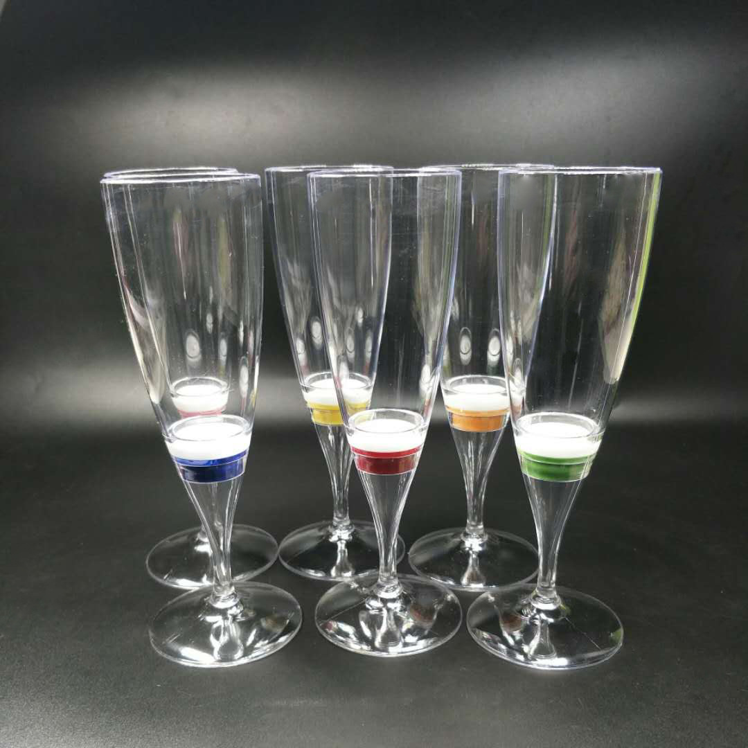 Picture of LED glowing champagne glass into the water bright champagne glass PS goblet 6 color in stock glowing glass LED champagne glass