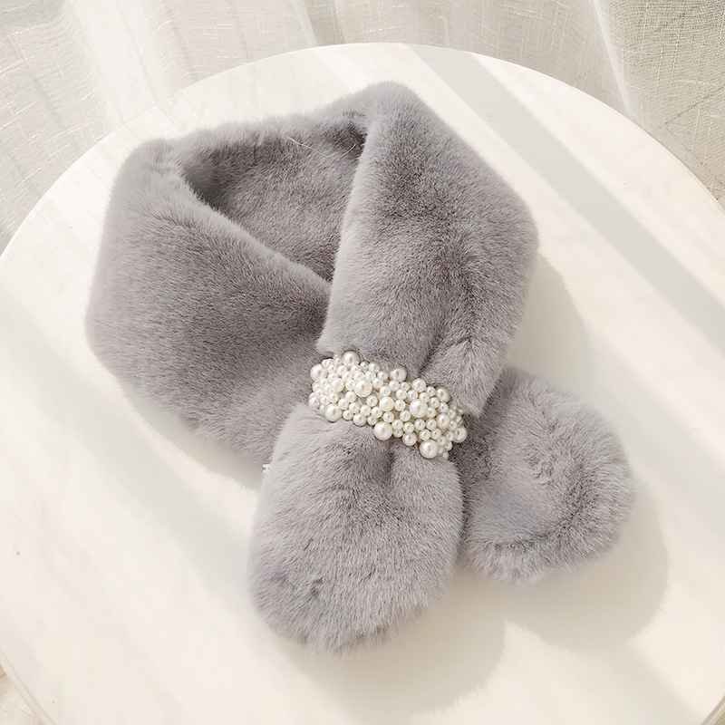 Picture of Autumn and Winter New Pearl Wool Plush Scarf Women's Pearl Buckle Cross Thickened Faux Fur Rex Rabbit Fur Scarf All-match