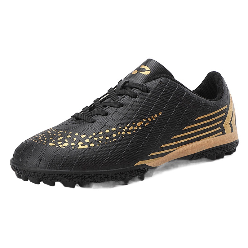 Football shoes broken nails adult male 6 to 40 years old boys primary school students long nails 2022 new special for youth training
