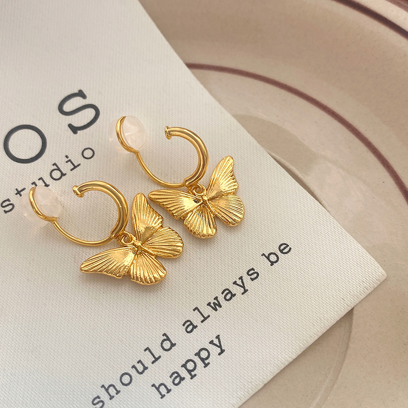 Golden Orange Light Luxury Earrings Wholesale Niche Design Personalized High-end Sense Metal Butterfly Ear-less Mosquito Incense Plate Ear Clip for Women