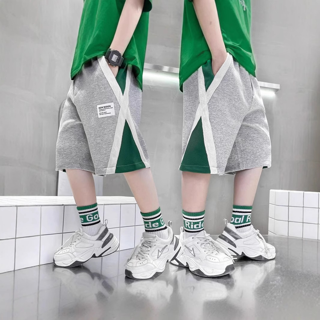 Picture of Summer New Boys' Shorts Children's Pants Loose Thin Little Boy's Summer Pants Five-point Pants Knitted Handsome