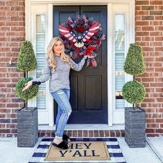 Picture of Cross-Border American Independence Day Eagle Wreath Home Front Door Decoration Wreath Hanging Ornament