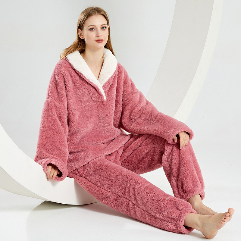 Picture of 2025 New Winter Christmas Foreign Trade Amazon Explosions Thickened Women's Independent Station Pajamas suit