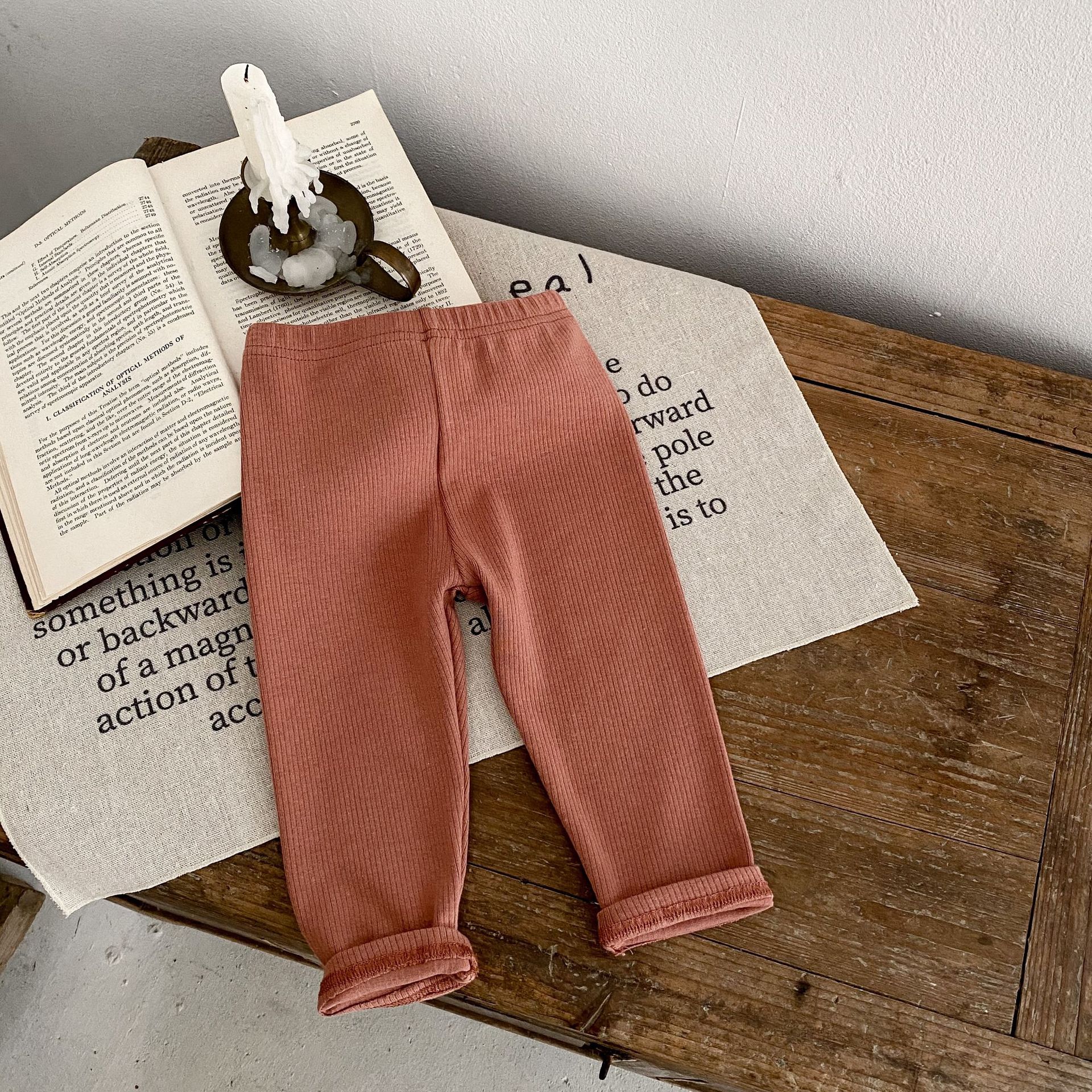 Picture of Ins 2025 New Autumn Clothing for Infants, Boys and Girls, Solid Color Pattern Threaded Versatile Cotton Mid-Waist Leggings