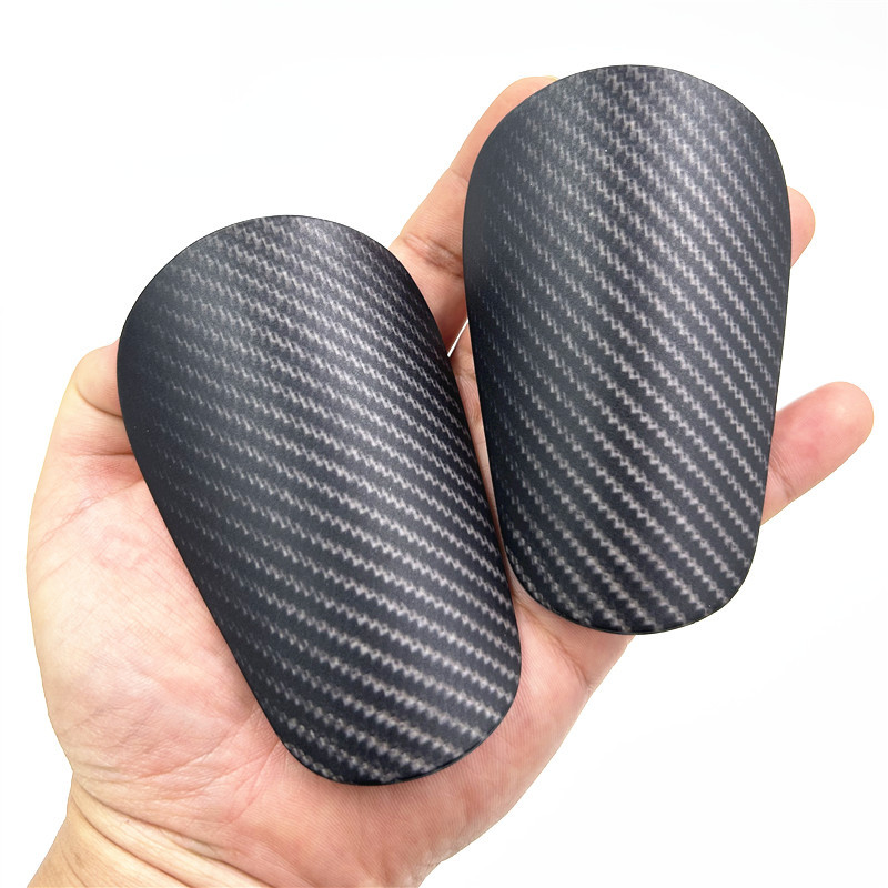 Football Shin Guards, Football Training Protective Equipment, Imitation Carbon Fiber Adult and Kidsren's Calf Guards, Guards