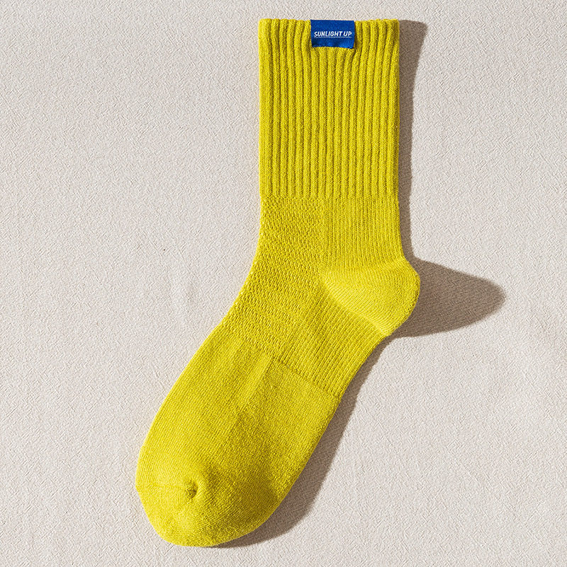 Picture of Autumn and Winter New Breathable Sports Trendy Socks Men's Towel Bottom Mid-length Socks Korean Letter Cloth Label Basketball Men's Stockings