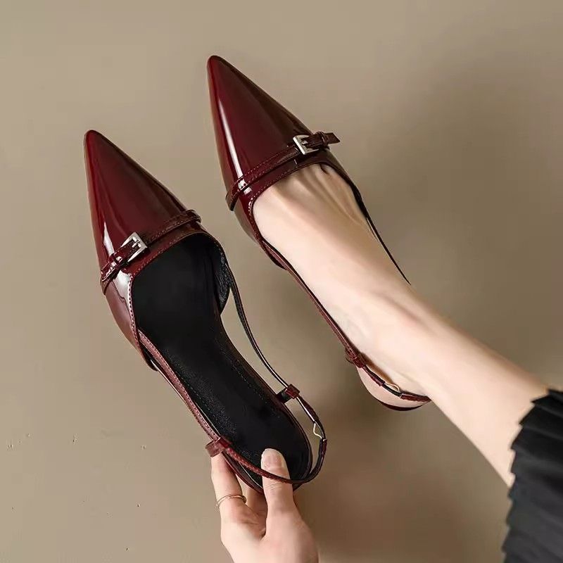 Pointed Patent Leather Toe-Cap Summer Sandals 2025 New Retro Style Elegant Backless Shoes Fashionable and Beautiful Shoes