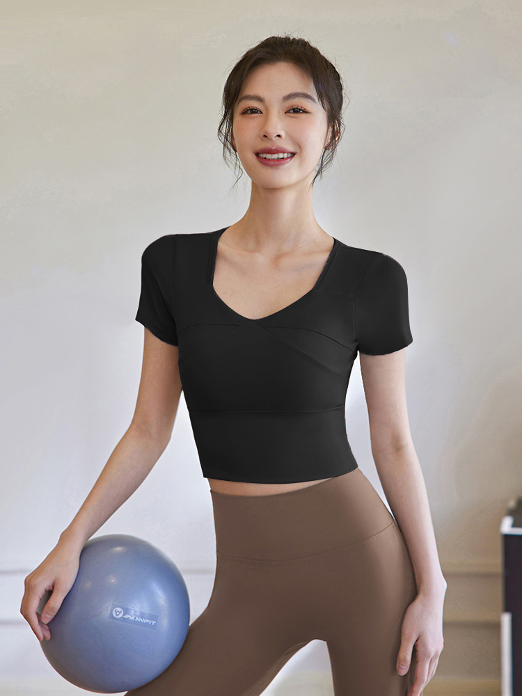Picture of 2025 Summer Yoga Wear Women's Short Sleeve Fitness Clothes Training Tops Slim Fit Running Sports T-Shirt