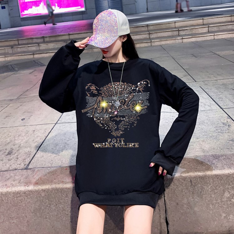 Picture of 2024 autumn and winter new sweater women's fleece-lined Korean mid-length ins tide loose plus size heavy-duty hot drill top