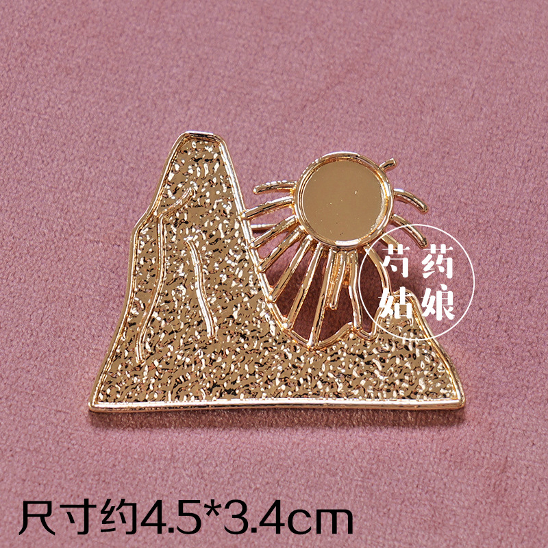Picture of New Product Mother-Of-Pearl Brooch Jewelry/Intangible Cultural Heritage National Style Dot Green Base Embryo/National Style Holiday Event Handmade DIY Materials
