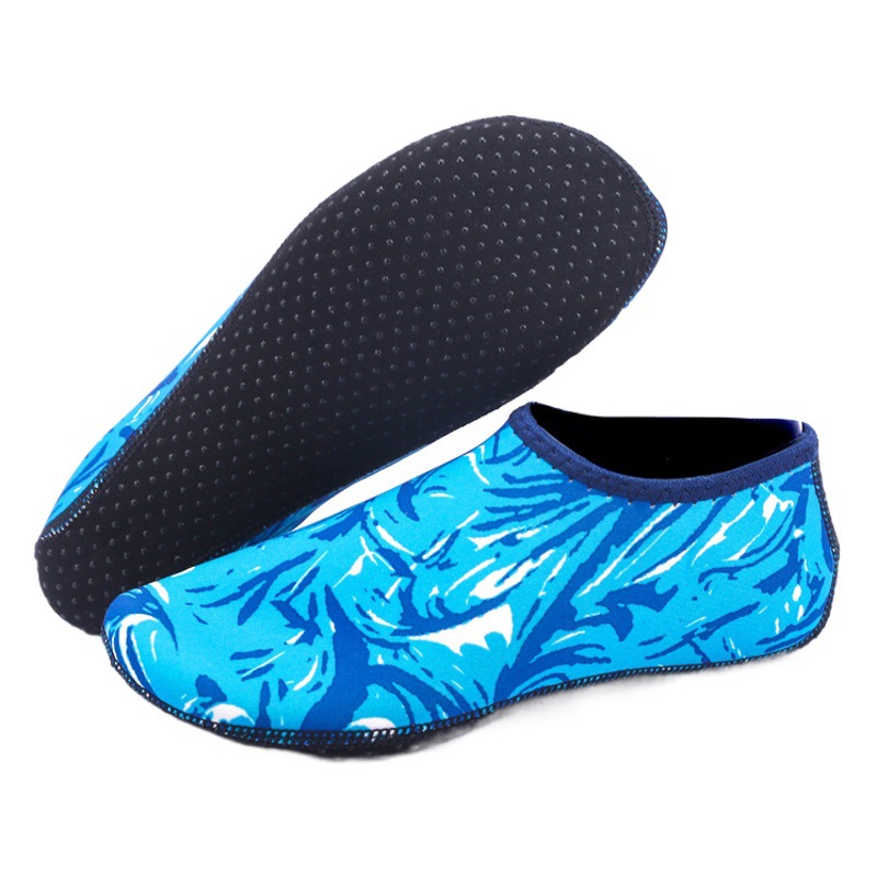 Summer beach shoes and socks men's and women's diving snorkeling shoes children's beach socks women's swimming non-slip soft bottom quick-drying creek socks