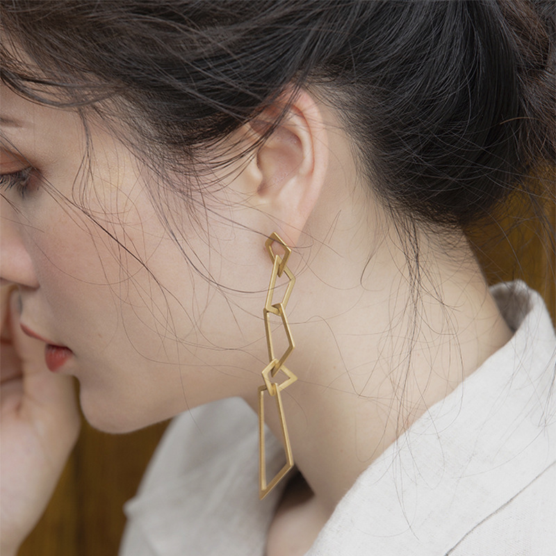 New Fashion Distinctive Geometric Long Earrings Women's Sense Small Thin Face Earrings Niche Design Earrings