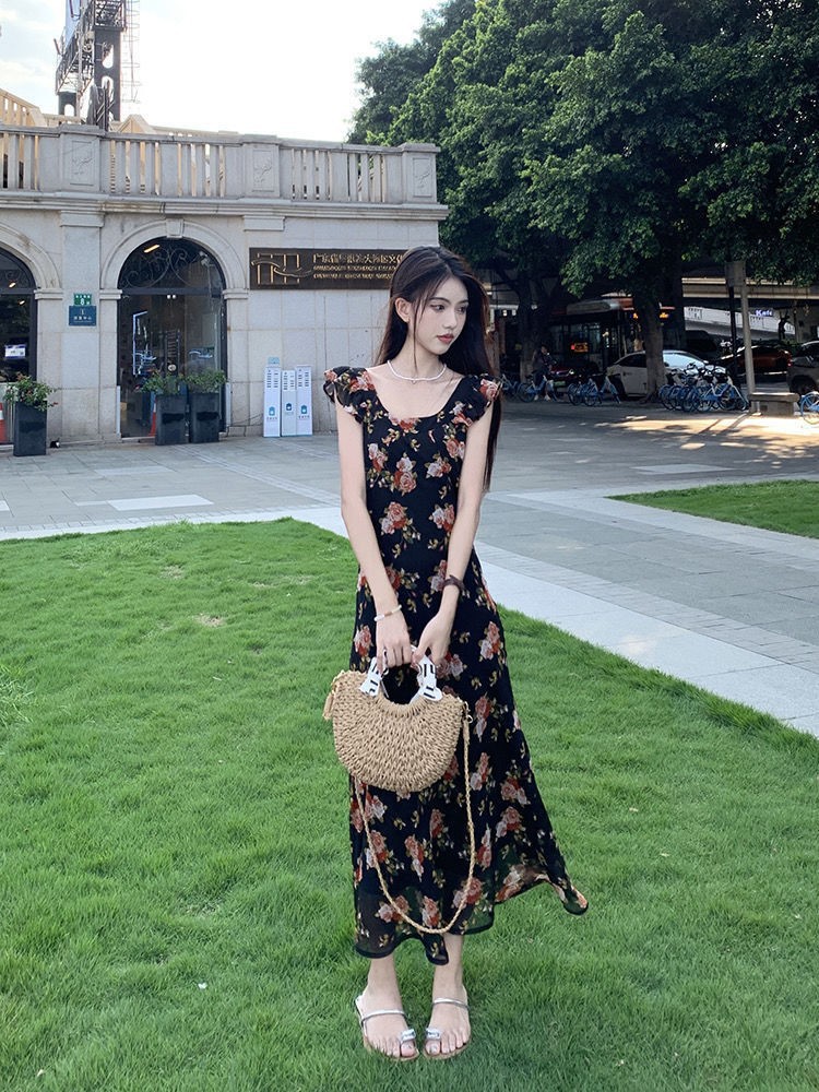 French Style Flying Sleeve Floral dress Women's Summer New Retro Design Vacation Style Tight Waist Slimming Midi Dress