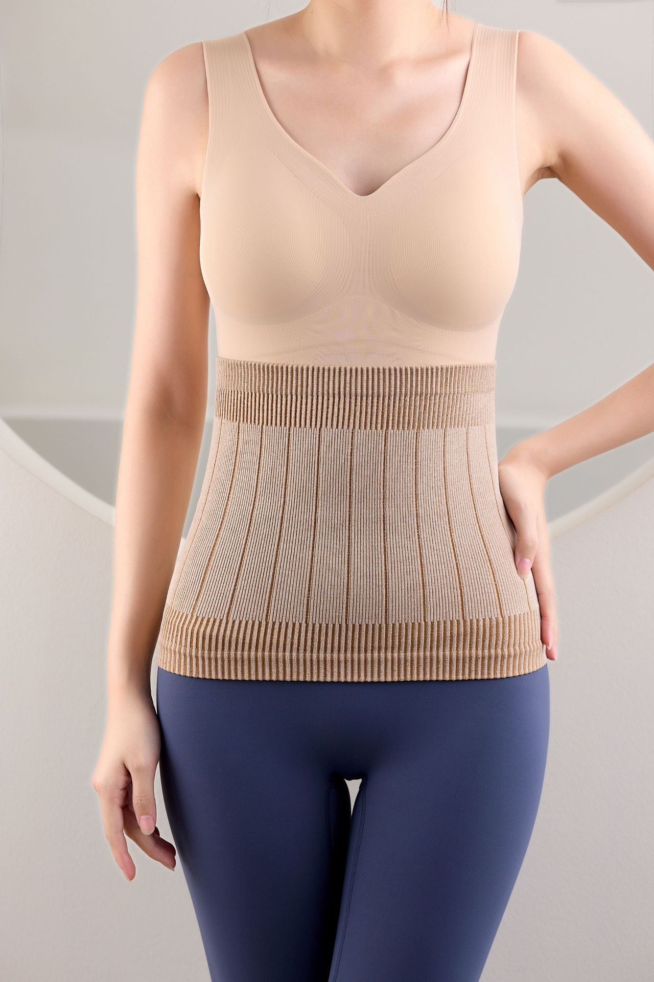 Picture of Four Seasons Warm Constant Temperature Abdominal Belt Plastic Belt Postpartum Slim Waist Protection Back Protection Thin Belly Artifact