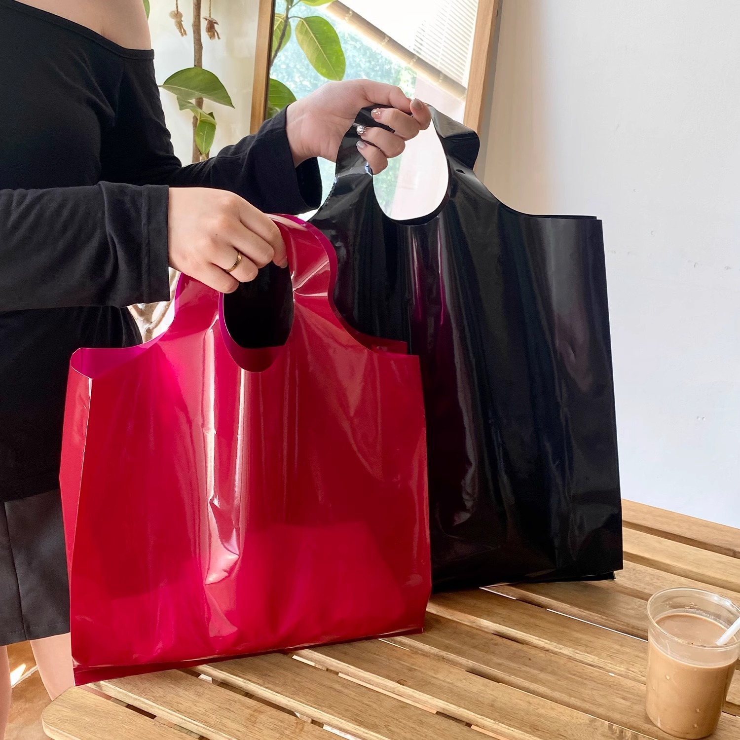 Ankesela Red Clothing Store Handbags Women's Clothing Packaging Packaging Shopping Gift Bags Plastic Gift Bags Wholesale