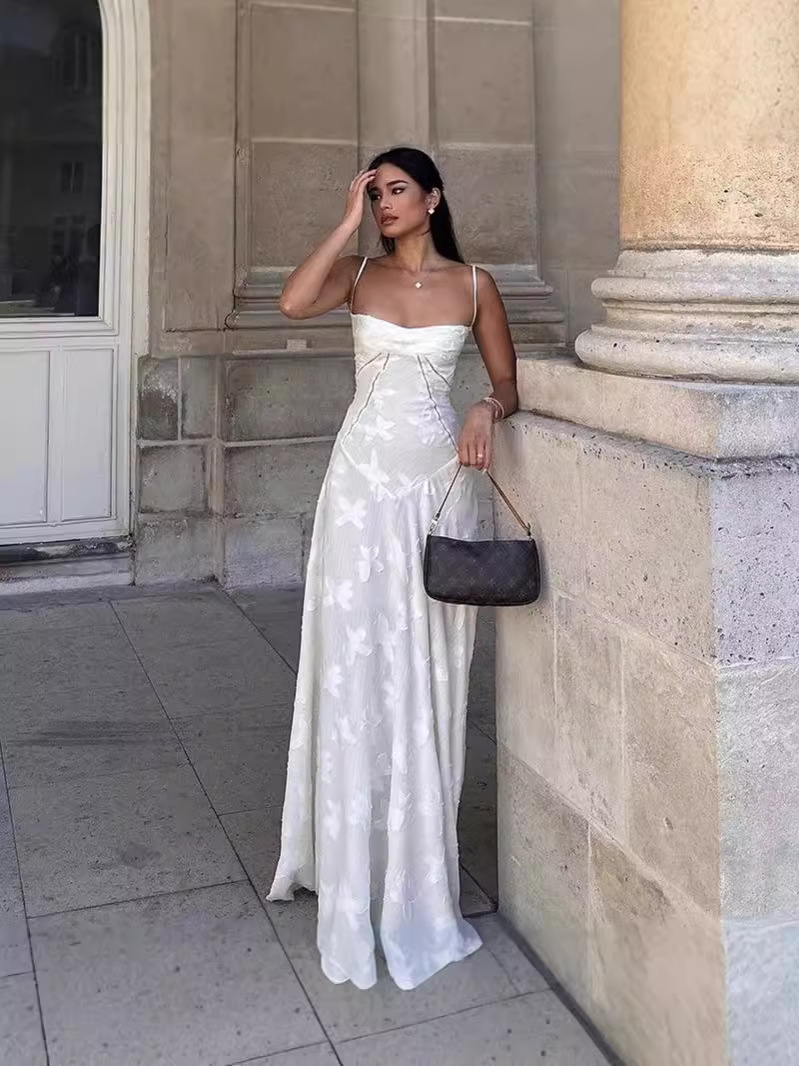 French Style Strap Niche Lace Sling dress Women's New Fashion Autumn Fairy Skirt Holiday Casual Mid-length