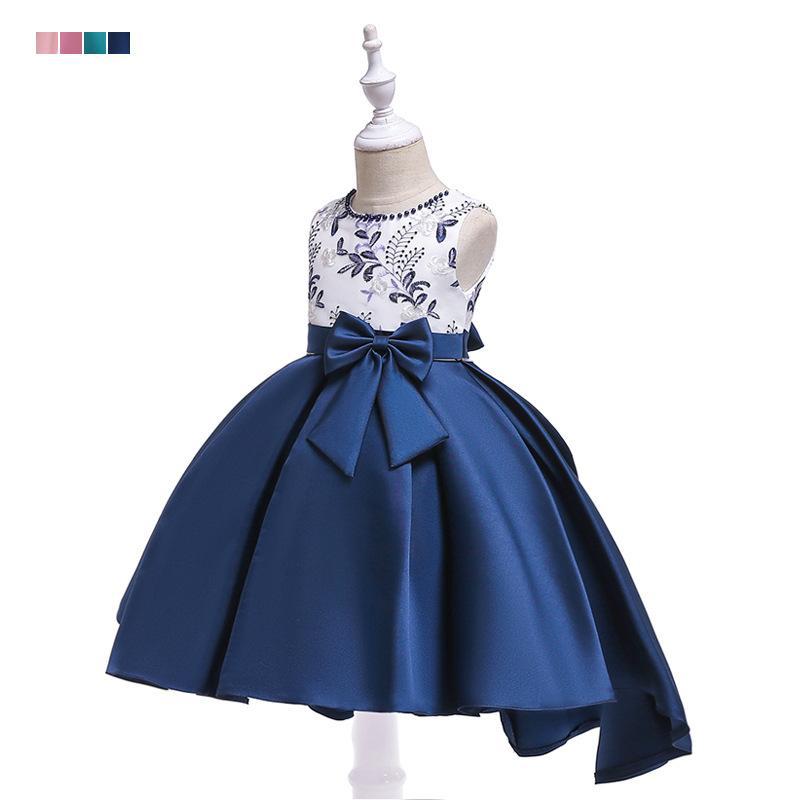 Picture of European and American New Tail Dress Girls Hand-Beaded Embroidered Princess Dress Twill Satin Bow Tuxedo Dress