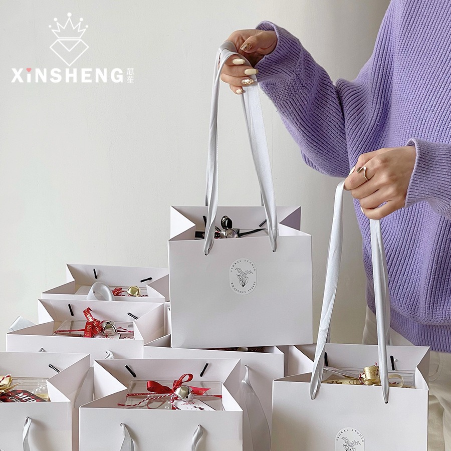 Core square handbag with hand gift decoration thickened white card flowers floral packaging materials handmade diy gift