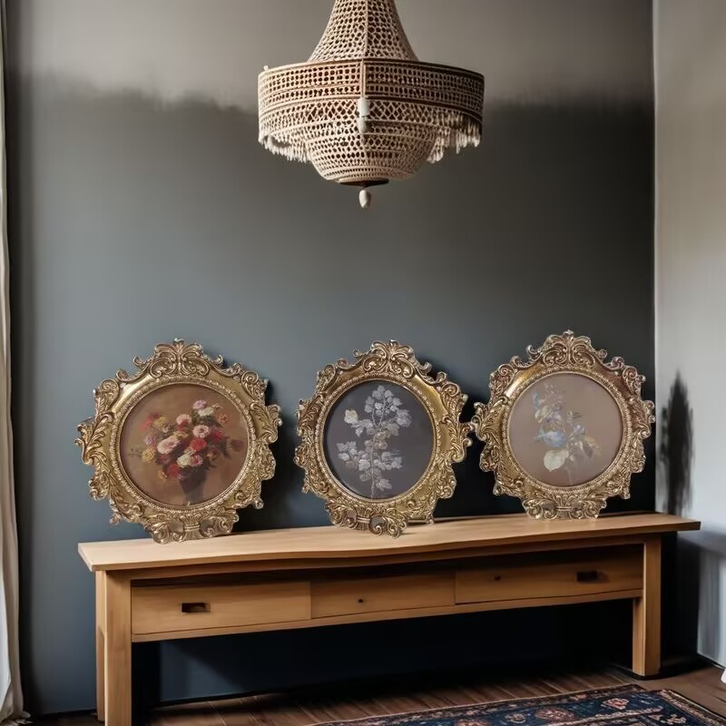Vintage Photo Frame Decoration for Bedroom Sofa Living Room Hanging Painting Light Luxury Ornament Desktop Special Entrance Waterproof Bedside French Style