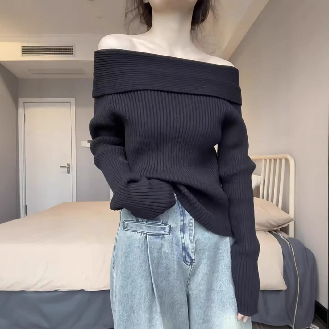 Open-shoulder Lazy Style off-shoulder Sweater Women's Autumn New Leaky Shoulder Design Sense Black One-shoulder Collar Sweater Top