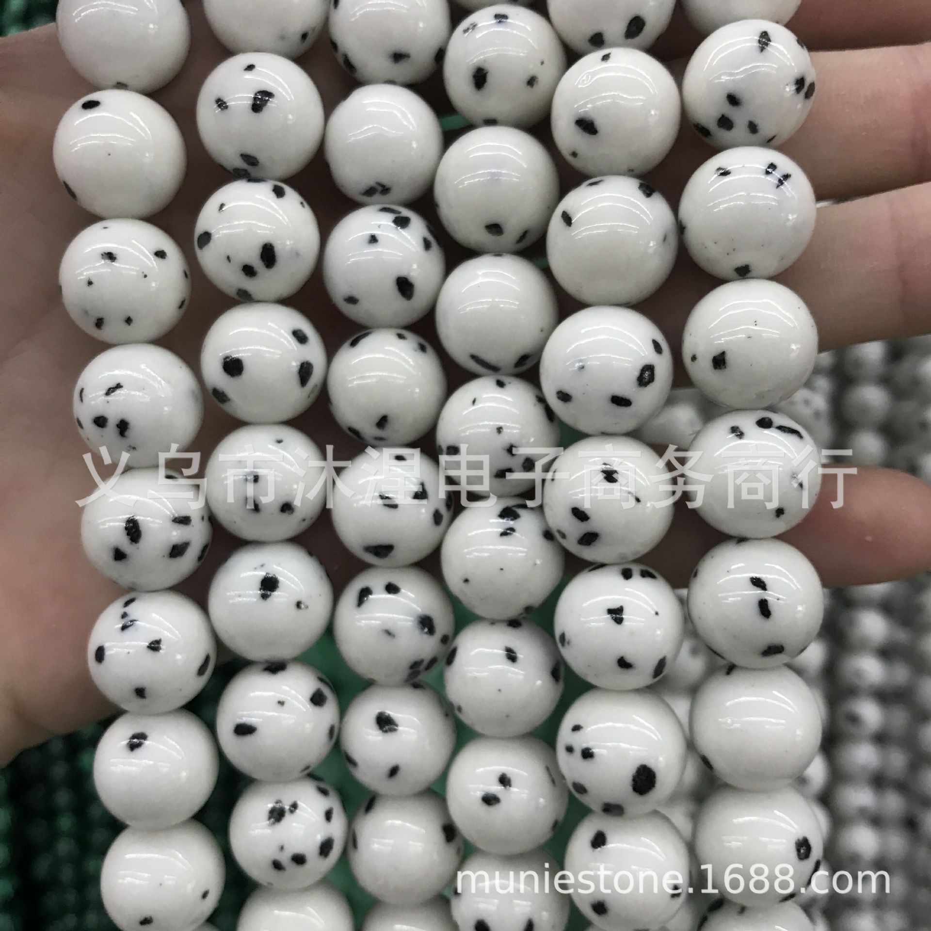 Cross-border natural stone synthetic Bodhi round beads loose beads semi-finished jewelry accessories White Jade Bodhi root spot