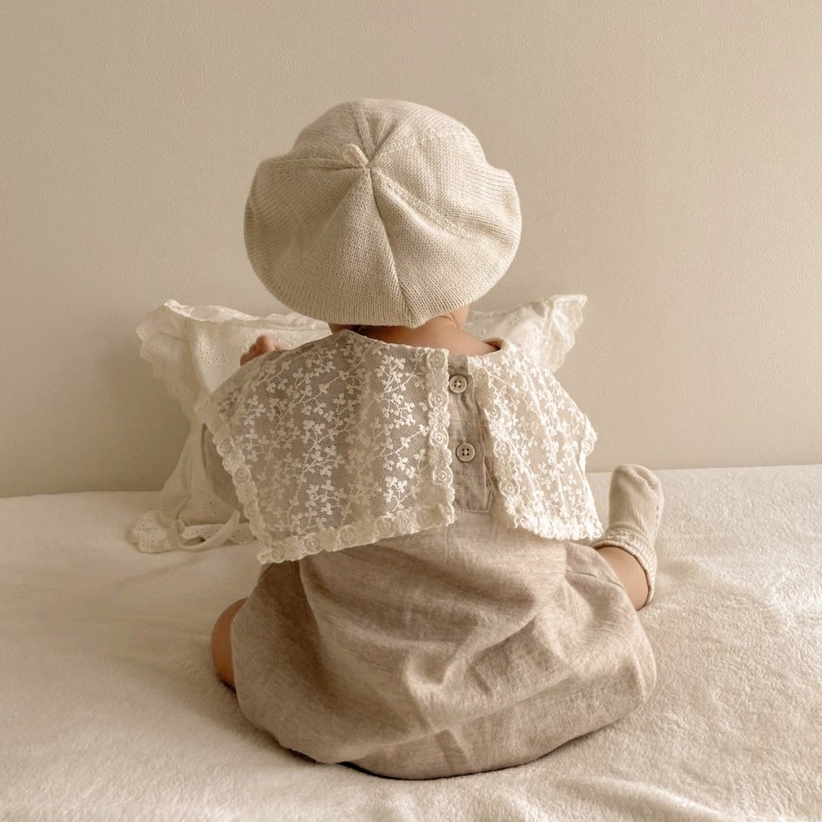 Picture of Baby Autumn Clothing, Baby Girl, Baby Elegant, Lace Large Lapel Cotton Jumpsuit, Girl's Long-Sleeved Romper