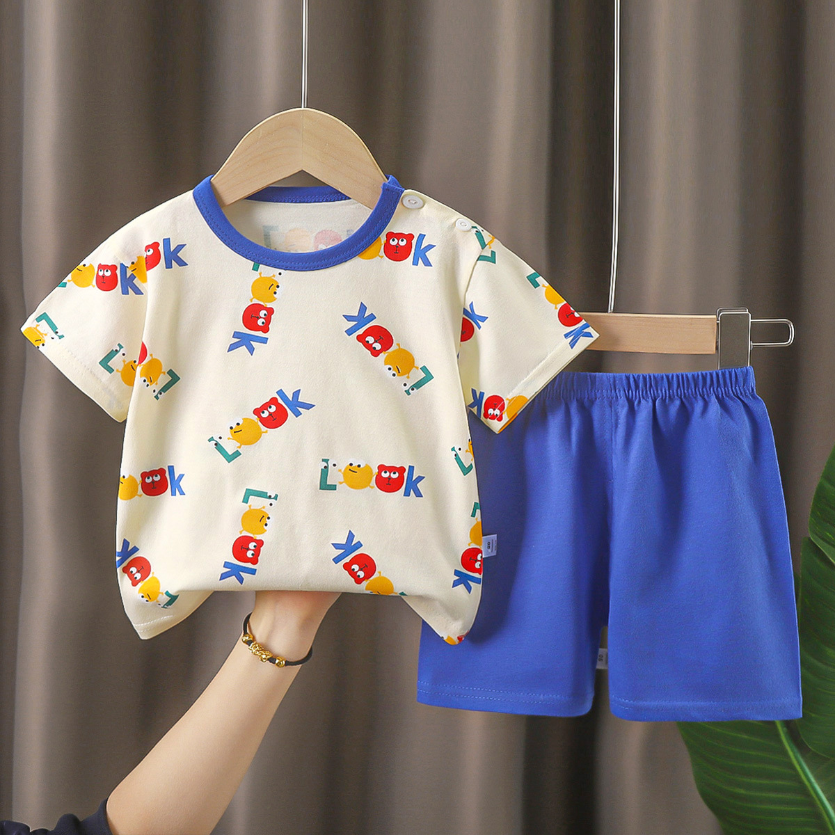 Picture of Children's Short-Sleeved Suit Pure Cotton Summer New Baby Boy Summer T-Shirt Girl Clothing Thin Kidsren's Clothing Carefully Selected