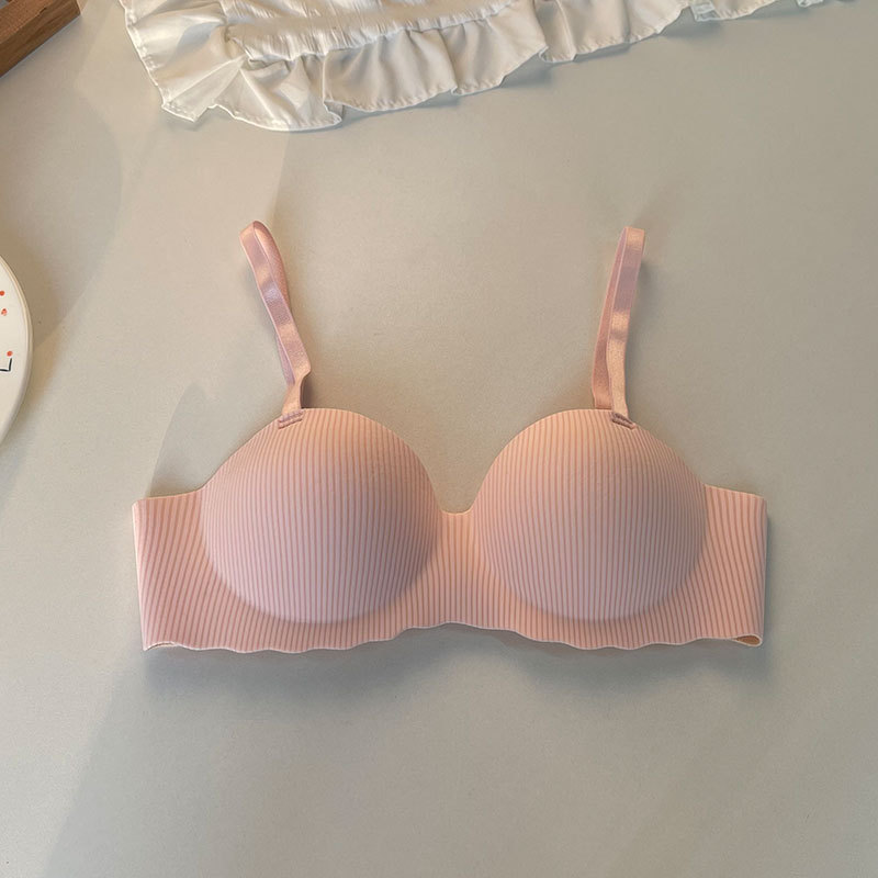 Picture of Small Breast Push-Up and Enlarged Breasts, Seamless One-Piece Cocktail Bra for Women Without Wires, Summer Thin Breast-Retracting Bra