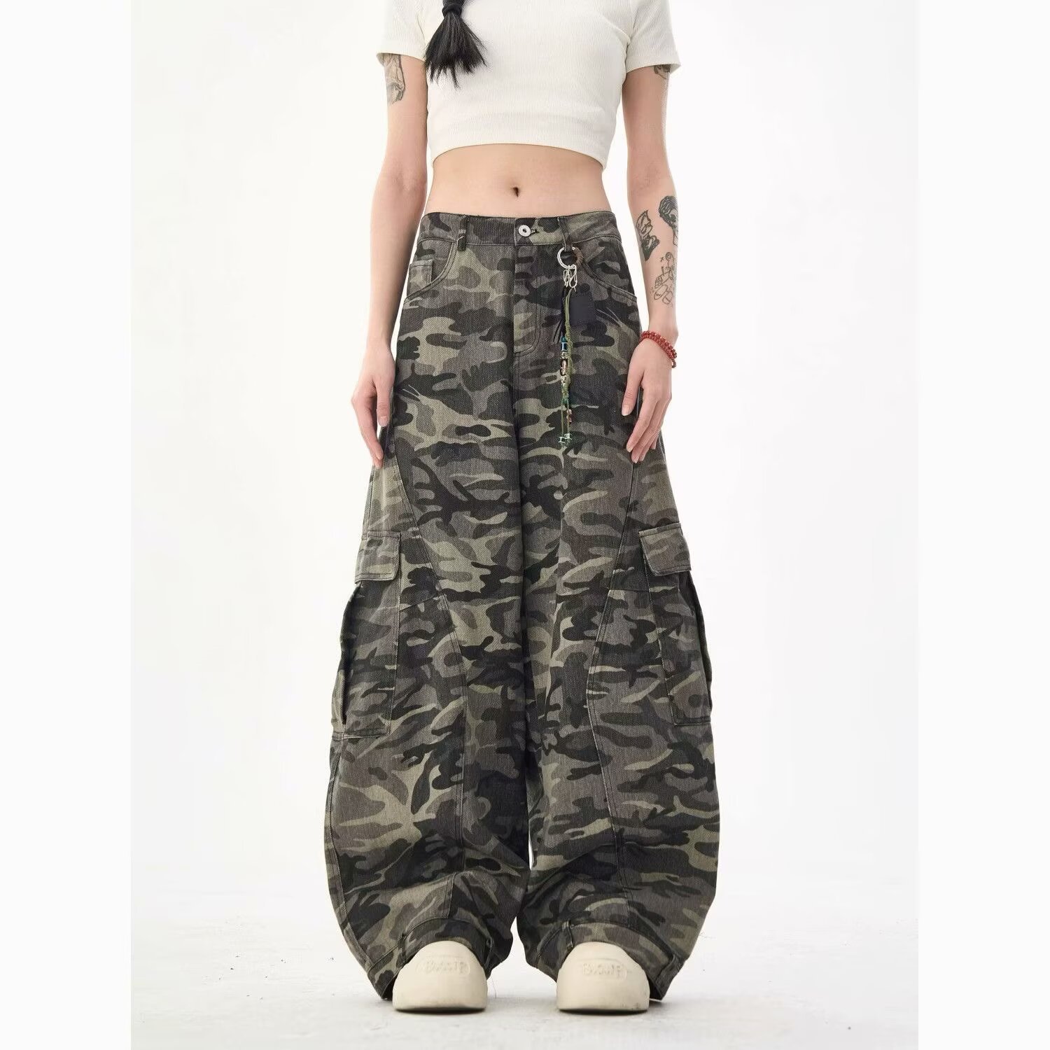 American Retro Camouflage Multi-Pocket Cargo Pants for Women 2025 Spring and Autumn New High-End Loose Straight Casual Pants