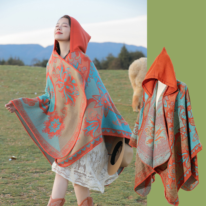 Picture of Hooded shawl cloak Lijiang Xinjiang Xizang grassland tourism wear photo warm outer cape factory wholesale