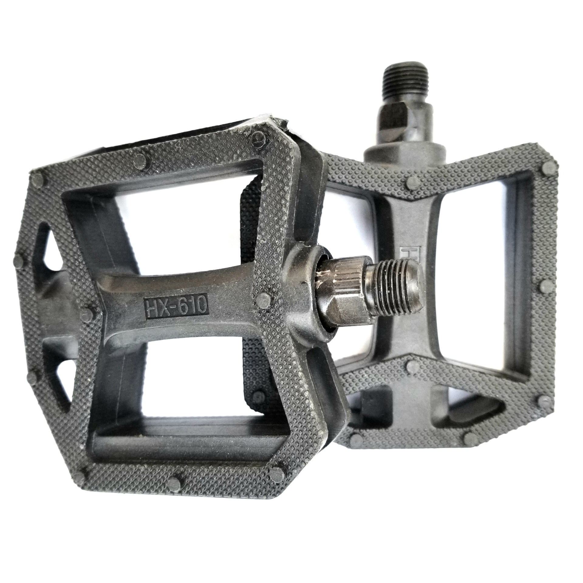 Imitation aluminum alloy/mountain bike/bicycle plastic pedal/pedal/riding equipment Yanjun accessories 610