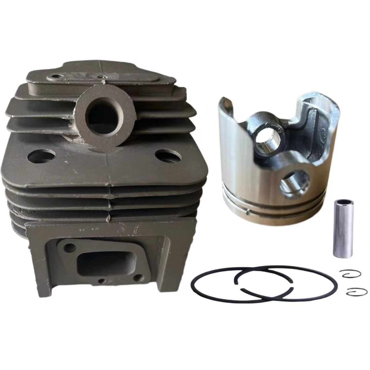 Picture of CG430 CG520 43cc 52cc lawn mower cylinder liner piston assembly needle roller gasket 40-5 44-5