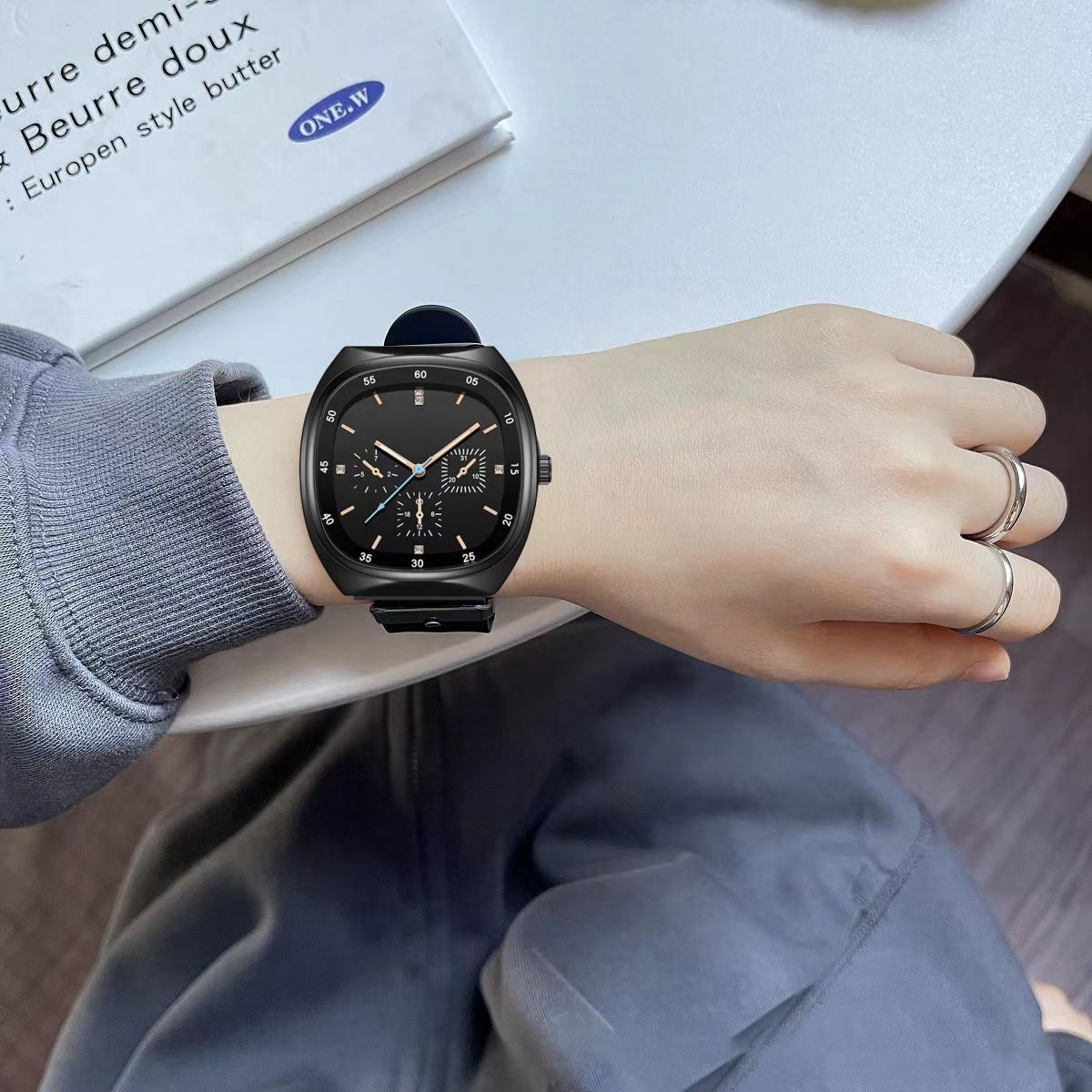 High fashion sense large dial temperament wristwatch_3302