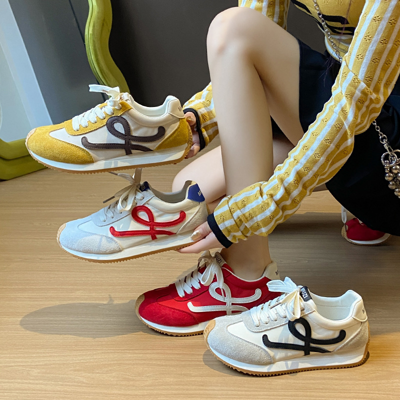 Picture of 2025 White Shoes Women's Spring New Korean Style Female Student Leisure Sports All-match Forrest Gump Shoes Street FSCL001