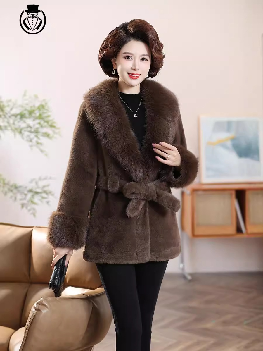 Mother Dress Female Mink 2024 New Fur Middle-aged Women's Thickened Fashionable Elegant Belt Fur Warm Coat
