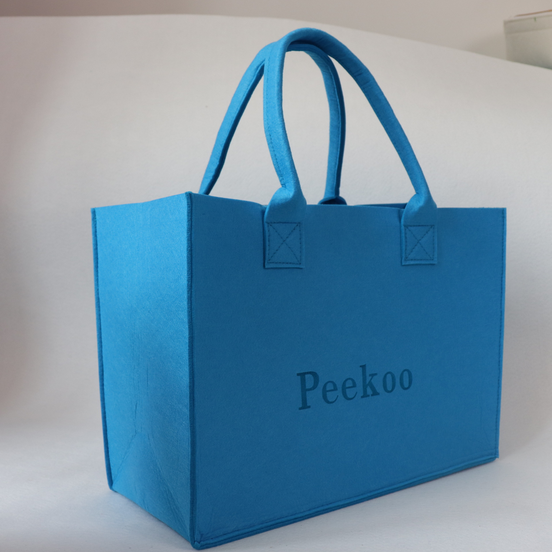 Picture of Custom Felt Bag Letter Felt Tote Bag Handbag Accompanying Gift Solid Color Simple Bag Storage Spot Wholesale
