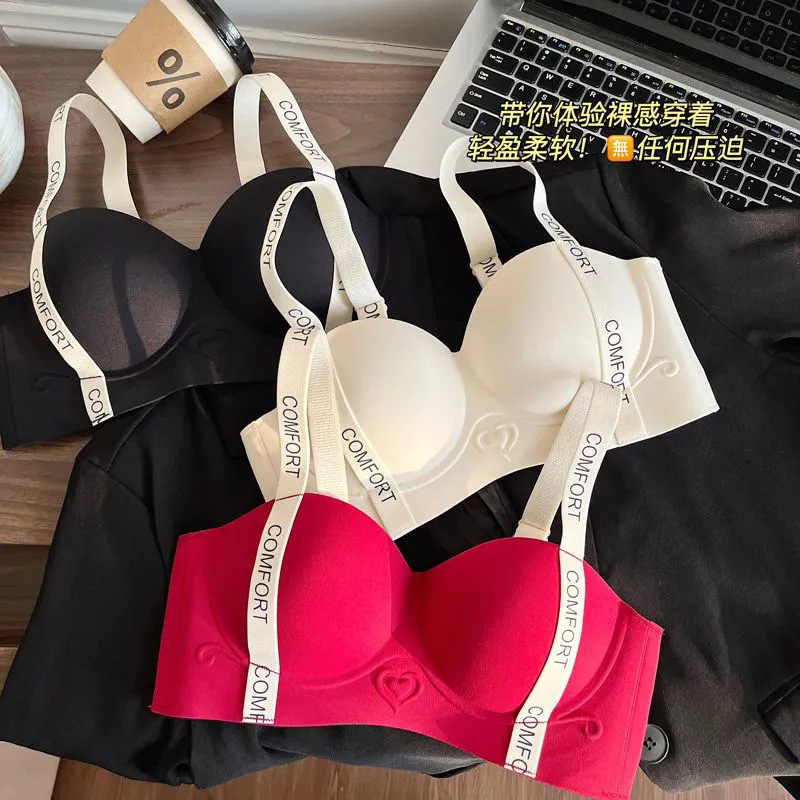 Bandeau seamless underwear gathers small breasts to show off the big lift, lifts up the secondary breasts, can be machine washed, sexy women's bra is the same style