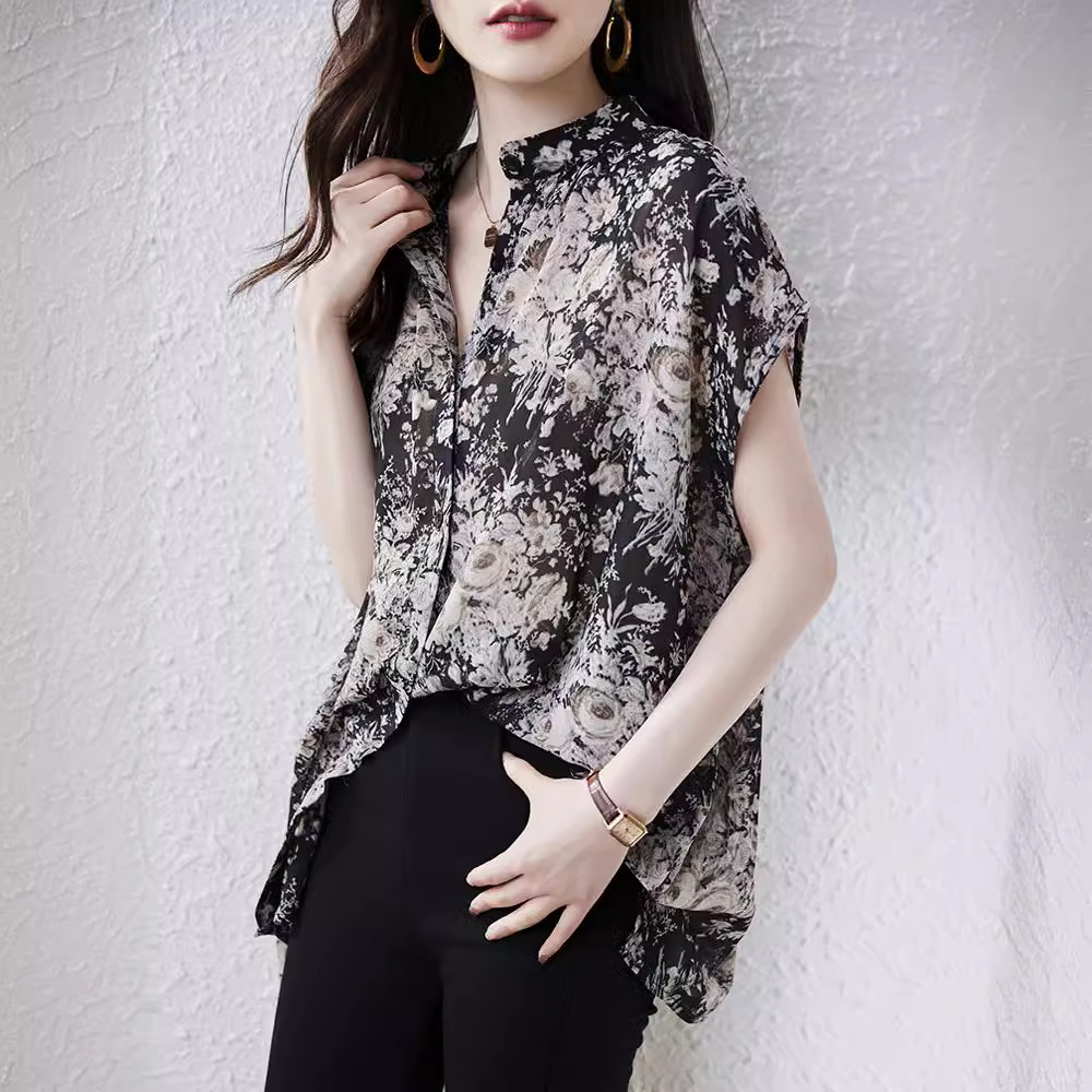Real Shot of In-Stock Spring New Style Chiffon Floral Loose Short-Sleeve T-Shirt, Thin Top for Women's Wear