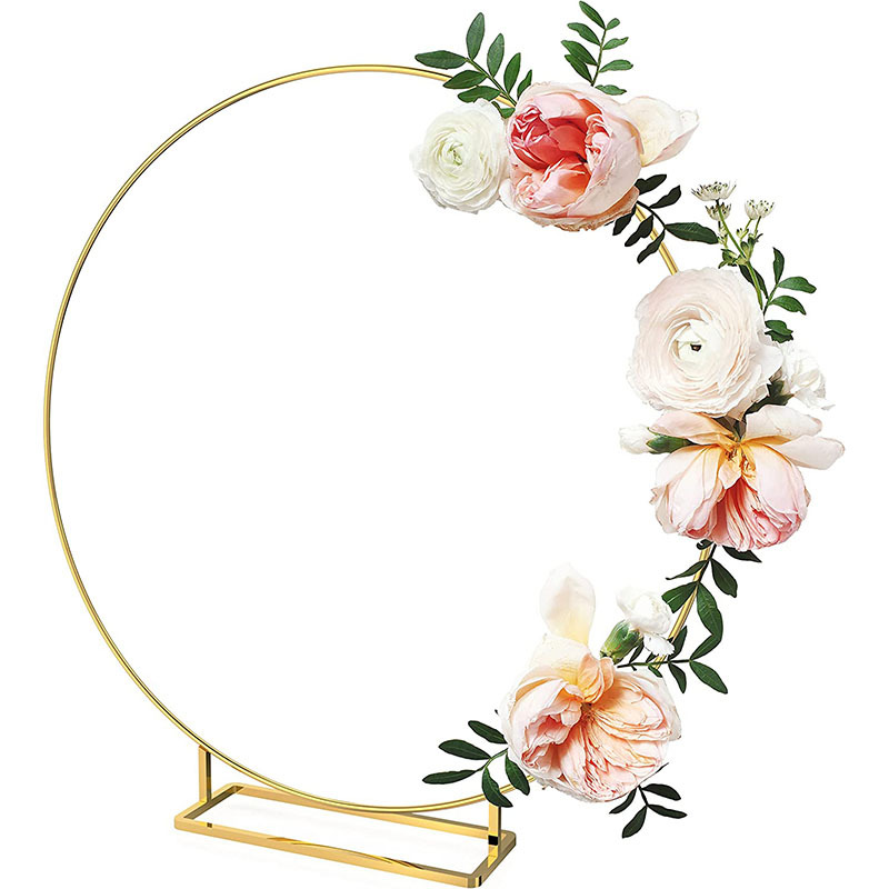Picture of Creative Metal Garland Iron Ring ins Wind Circle Garland Simulation Flower Large Circle Ornaments Desktop Decorative Ring