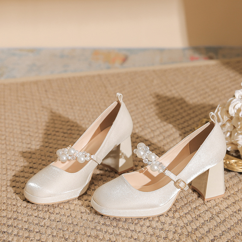 2024 Autumn New Temperament Bridesmaid Square Toe Thick Heel High Heels French Pearl Satin Wedding Shoes Bridal Shoes