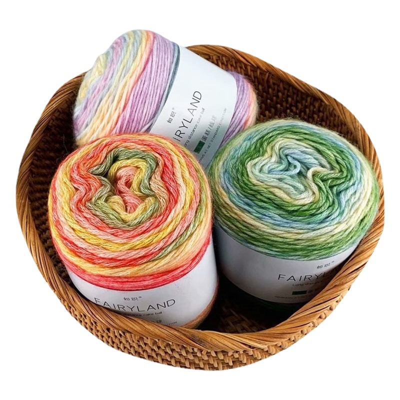 Ten-carved cloud cake line gradient segment dyed wool scarf hat crochet diy hand-woven material bag