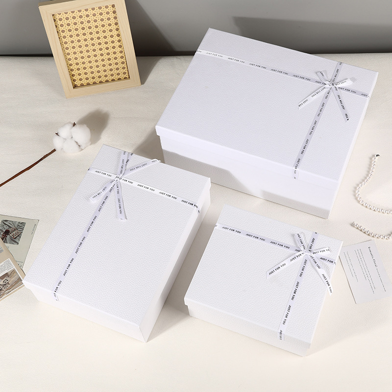 in stock Exquisite White Bow Cover Skin Care Gift Box Cosmetic Packaging Box Empty Hand Gift Box