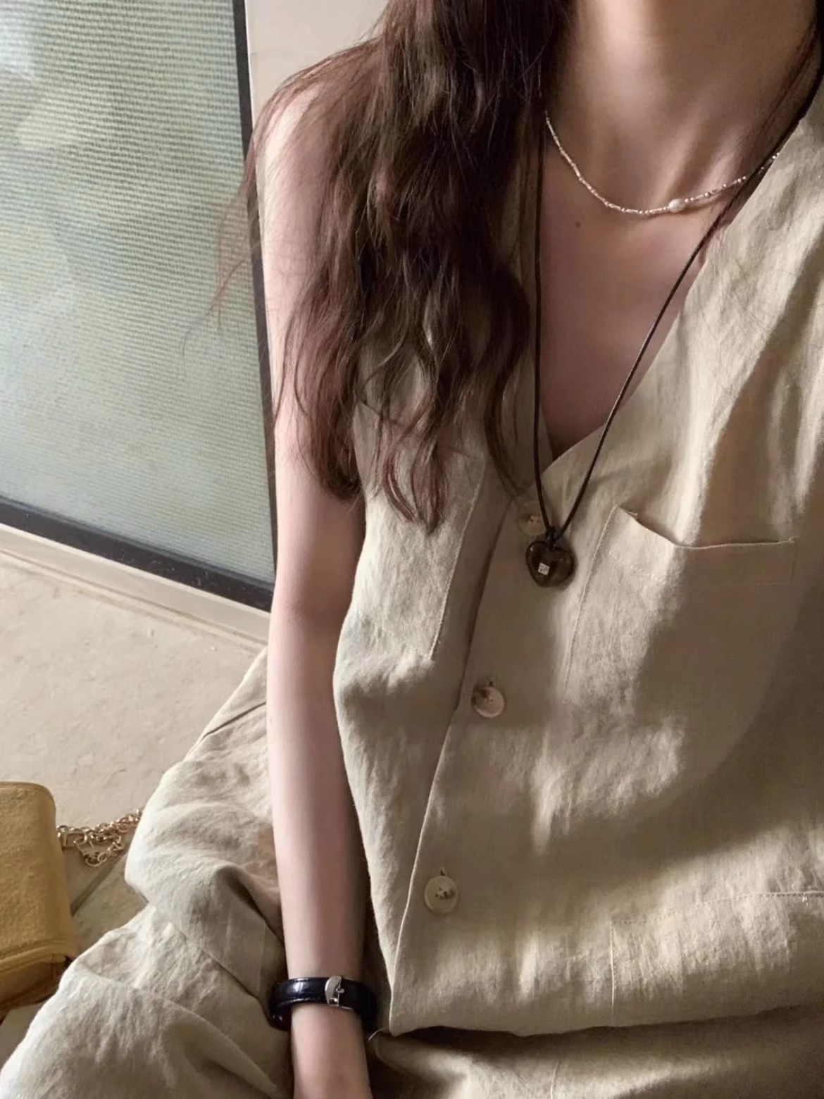 Picture of 2025 Niche Summer New V Neck Pure Color Button Sleeveless Loose Casual Jumpsuit Shorts Women's Thin Trendy Ins Shorts